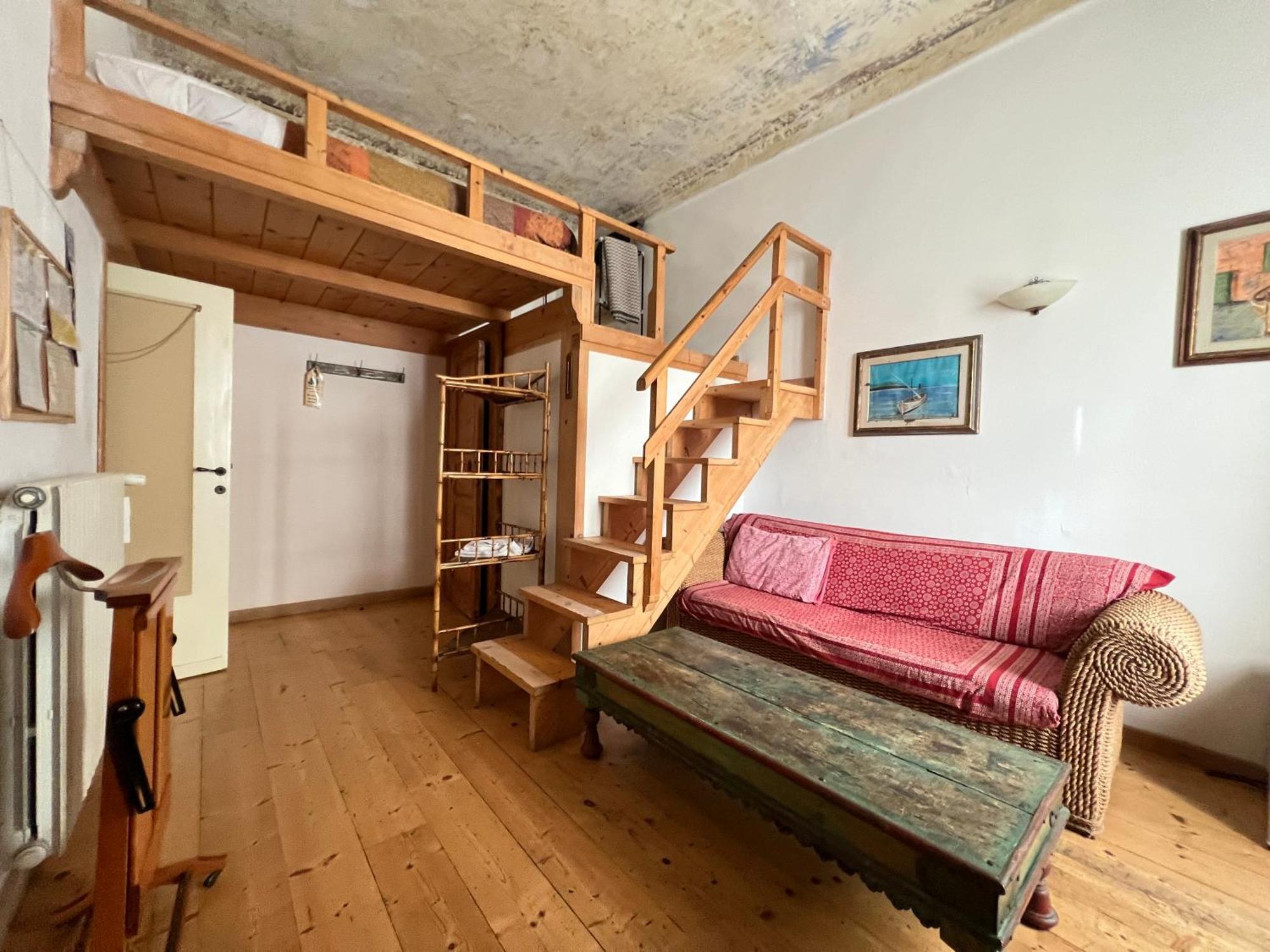 B&B Le Finestre Su Via Cavour Sassari Habitación foto